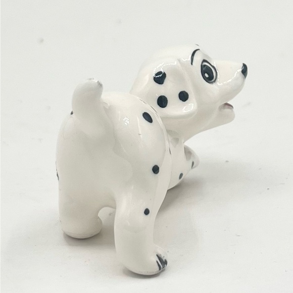 Vintage Disney Japan 101 Dalmatian Figurine Puppy Dog Ceramic 2.5” - Picture 2 of 4